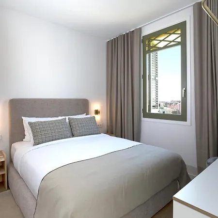 Diagonal Atic By Sweett Apartman *